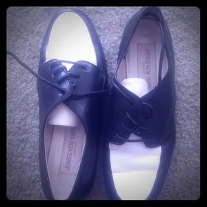 Black and white shies